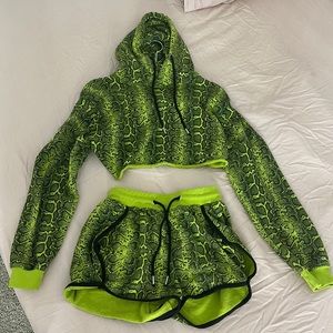 missguided 2 piece snake set